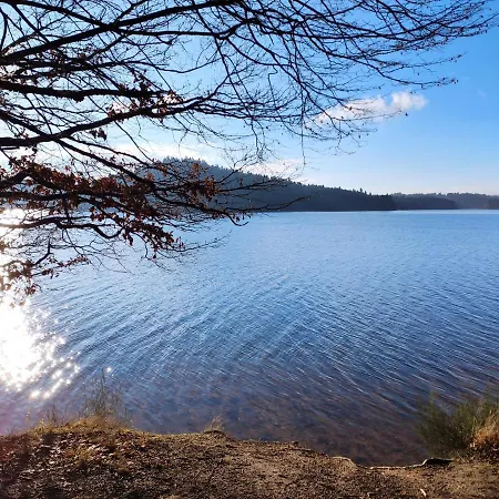 Aux 2 Lacs D'hotes Alojamento de Acomodação e Pequeno-almoço 3*