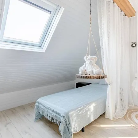 Aux 2 Lacs D'hotes Bed & Breakfast