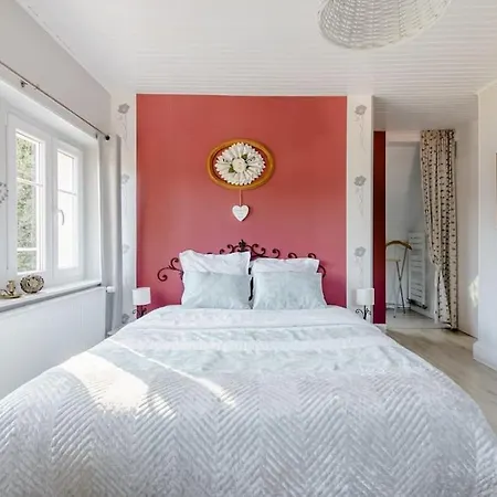 Aux 2 Lacs D'hotes 3* Pierre-Percee
