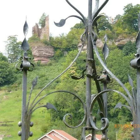 Alojamento de Acomodação e Pequeno-almoço Aux 2 Lacs D'hotes