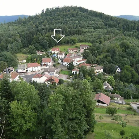 Aux 2 Lacs D'hotes Pierre-Percée