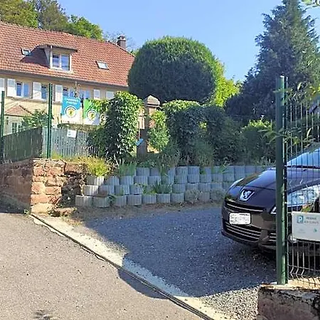 Aux 2 Lacs D'hotes 3* Pierre-Percee