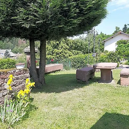 Bed & Breakfast Aux 2 Lacs D'hotes