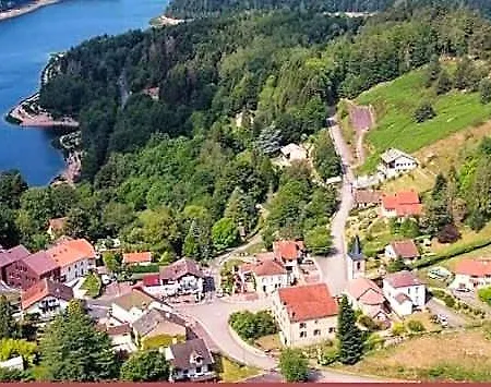Aux 2 Lacs D'hotes Bed & Breakfast
