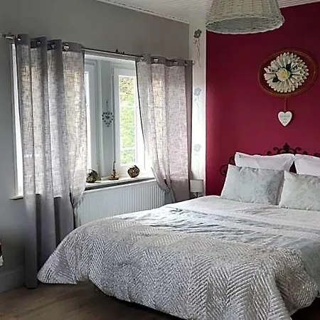 Bed & Breakfast Aux 2 Lacs D'hotes 3*