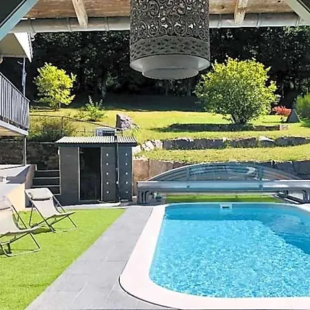 Aux 2 Lacs D'hotes 3* Pierre-Percee