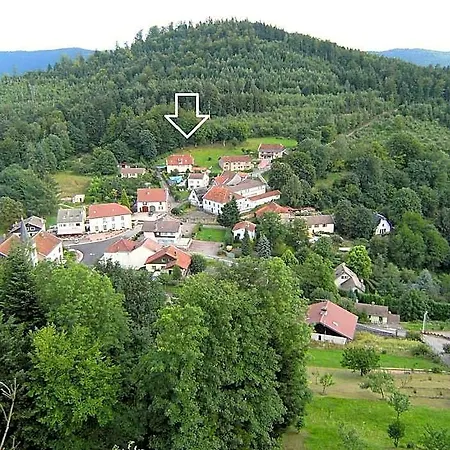 Aux 2 Lacs D'hotes Pierre-Percee