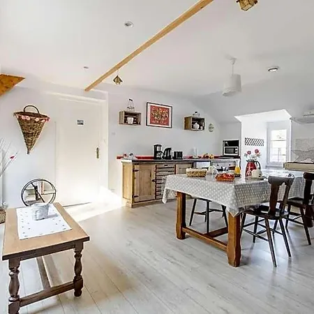 Bed & Breakfast Aux 2 Lacs D'hotes 3*
