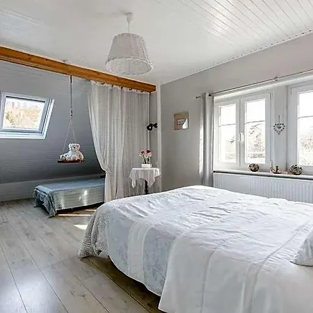 Aux 2 Lacs D'hotes Bed & Breakfast