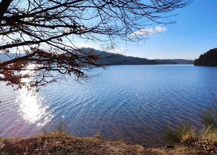 Aux 2 Lacs D'hotes Bed & Breakfast 3*