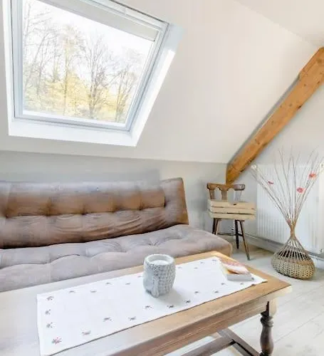 Aux 2 Lacs D'hotes Bed & Breakfast 3*