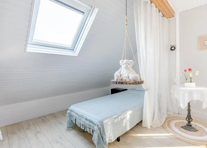 Aux 2 Lacs D'hotes Bed & Breakfast