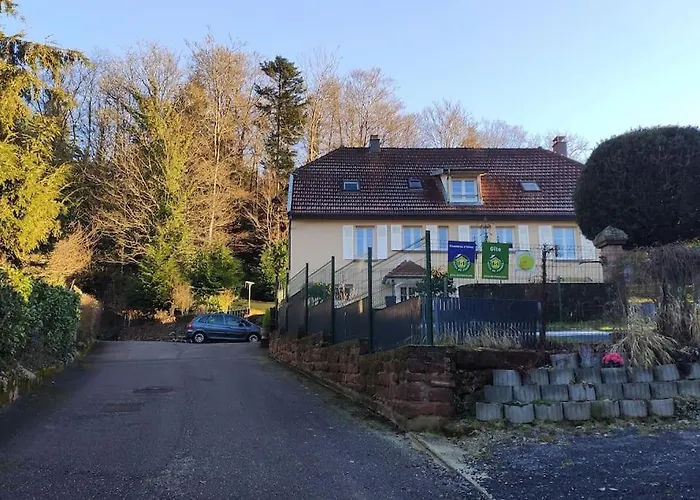 Bed & Breakfast Aux 2 Lacs D'hotes 3*